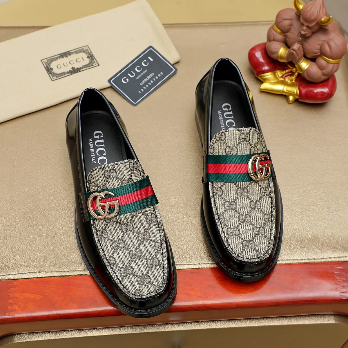 Men's men's shoes💰460💰💰Gucci official website men's business formal leather shoes updated💥Hong Kong counters synchronize new styles💥completely one-to-one replica shipment👍zero gap in counter quality 0⃣️made of imported cowhide on the outside+water-dyed🐂leather lining, color optional! Matching code 38-45